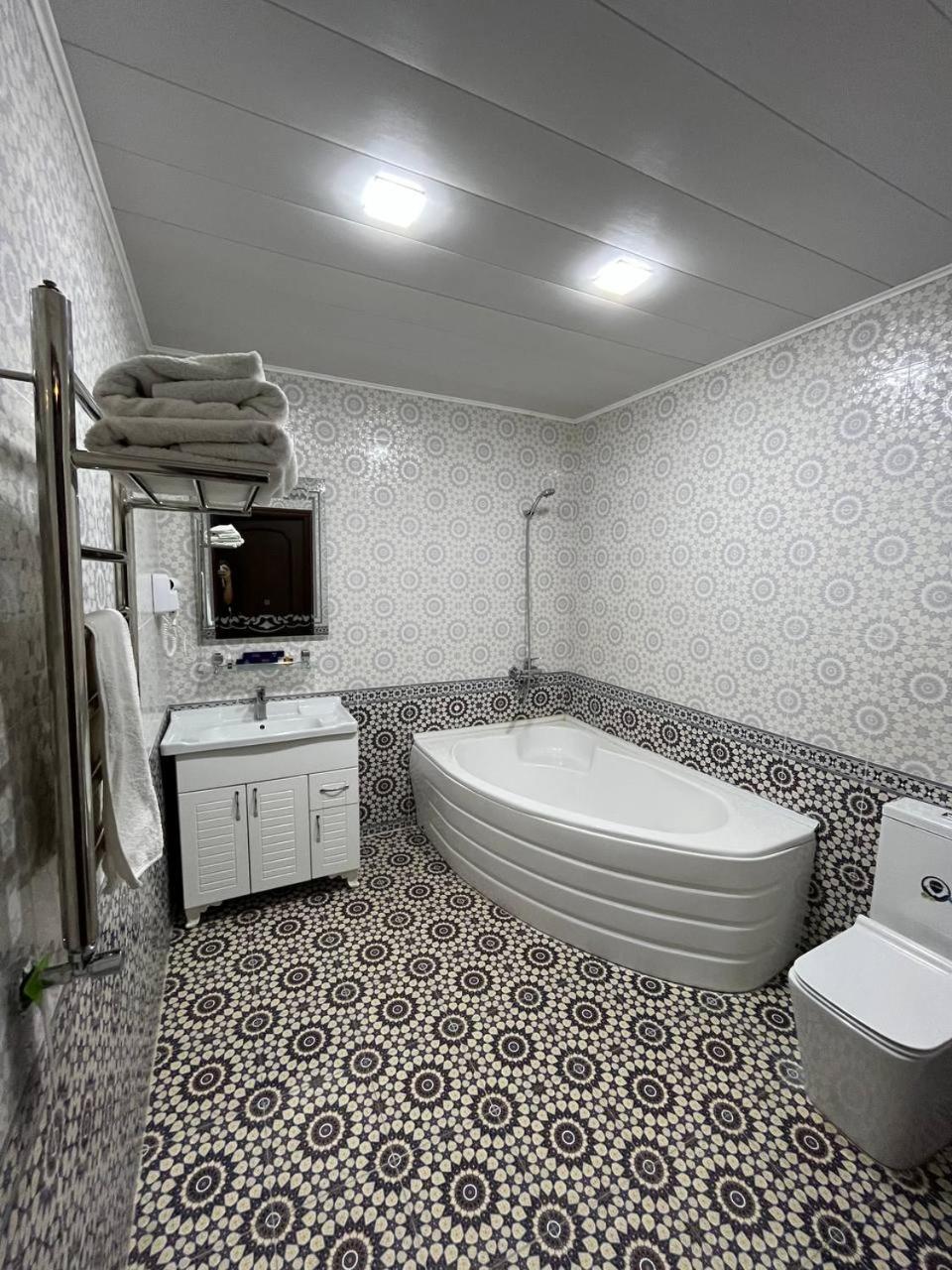 Usman Hotel Samarkand Eksteriør billede